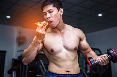Alimenti muscolari per uomini